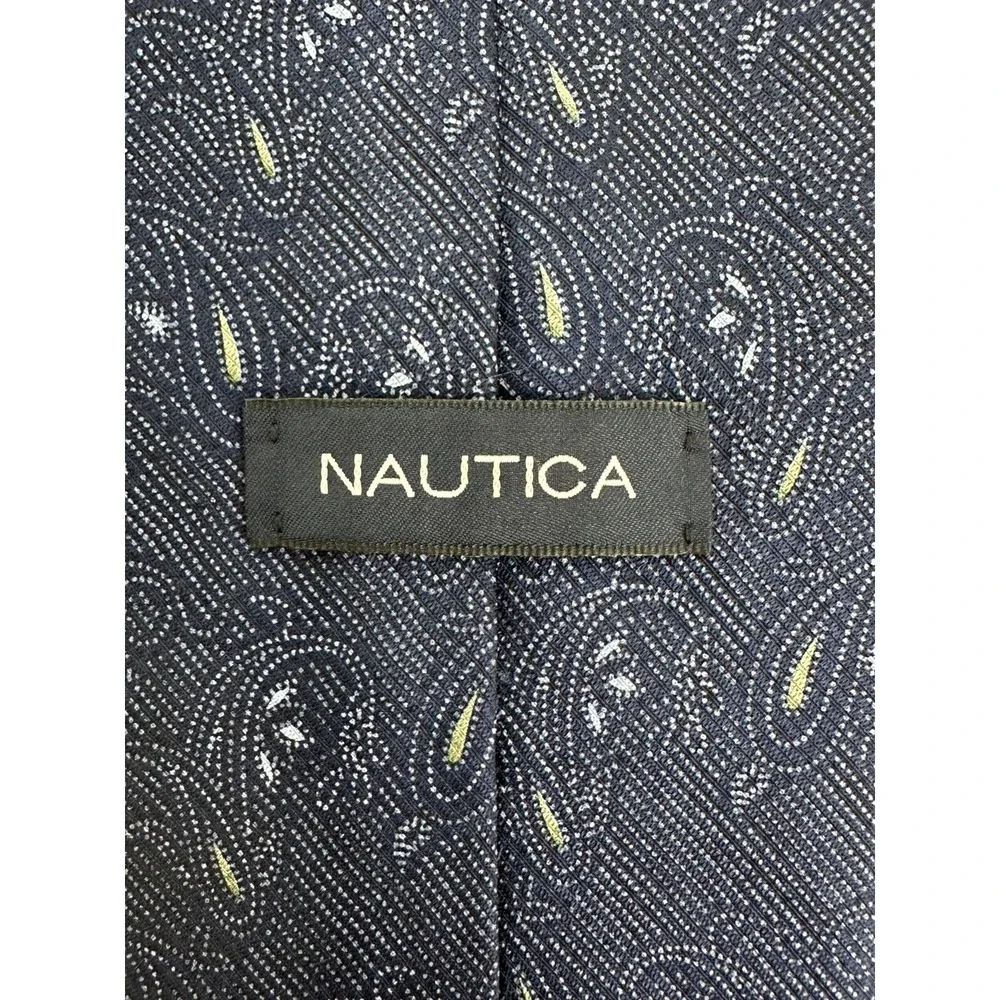 Nautica Men's Designer Navy  Blue Paisley Print Novelty Neck Tie 100% Silk